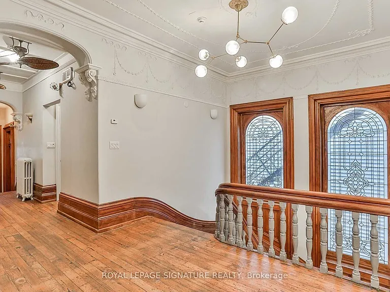 4 Wellesley Pl — Photo 15