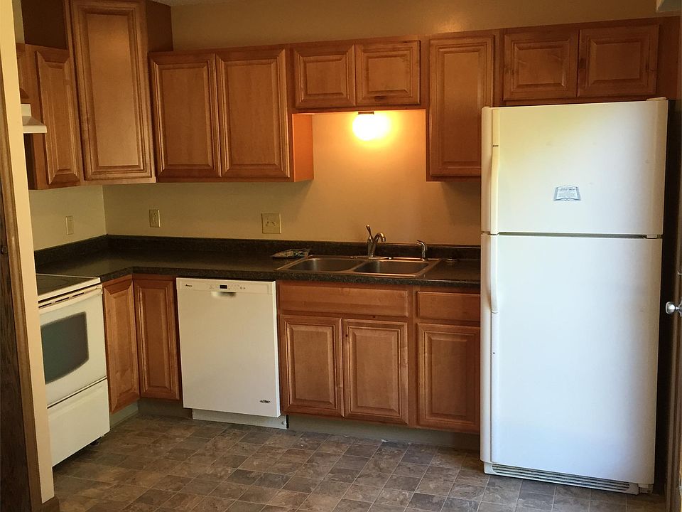 2nd image of 626 Crawford St APT 3