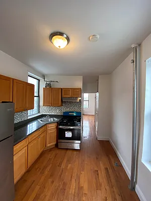 Rented by Houses of New York Realty LLC | media 33