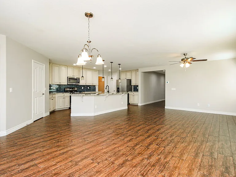 10838 E Calypso Ave — Photo 5