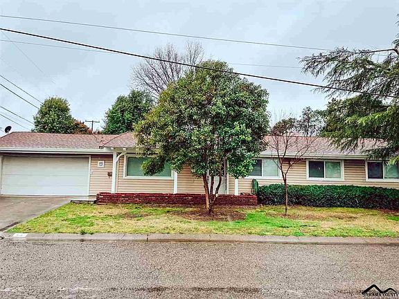 2nd image of 810 Sacramento Ave
