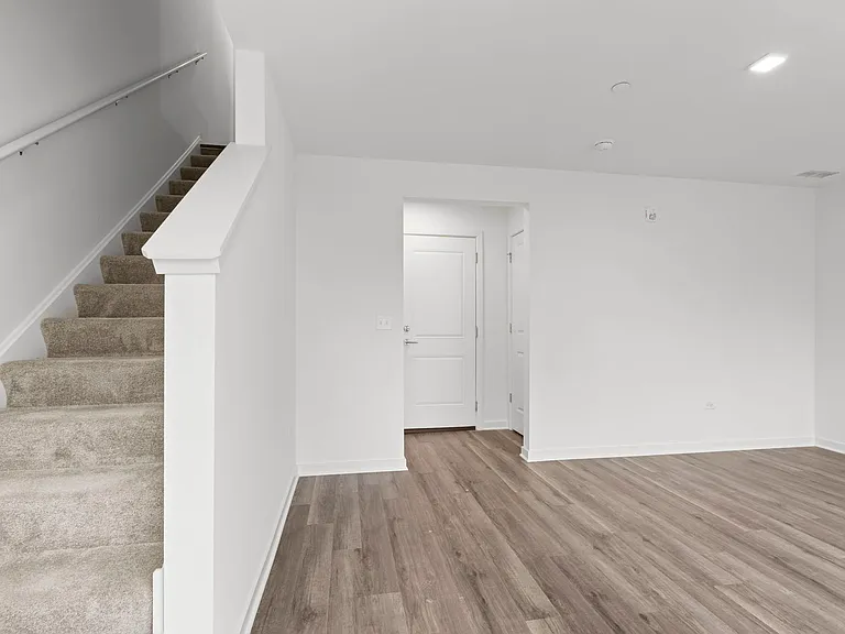 103 Crystal Lake Ave #D — Photo 26