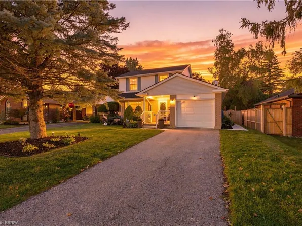 4 Judy Ave, Tillsonburg, ON N4G 4P3