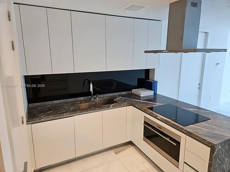 700 NE 26th #1104 — Photo 33