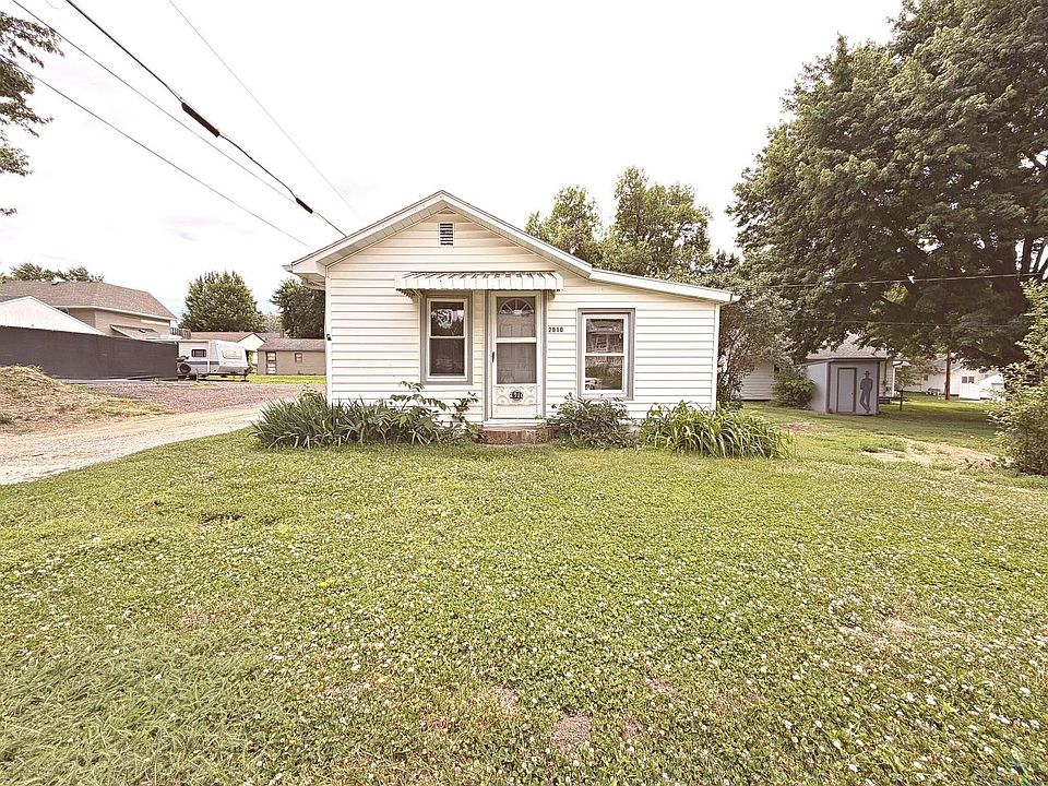 1st image of 2910 5th Ave