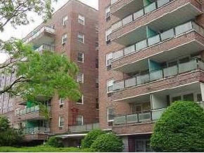 1st image of 525 Ocean Pkwy APT 5H