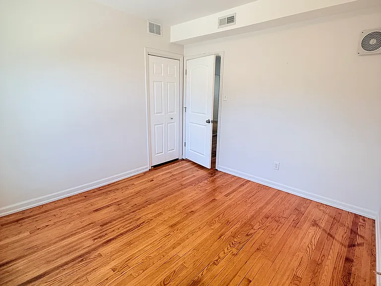 5121 W Agatite Ave #2E — Photo 7