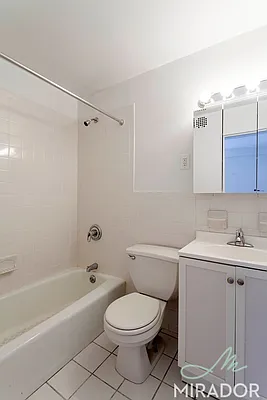 Rented by Mirador Real Estate | media 25