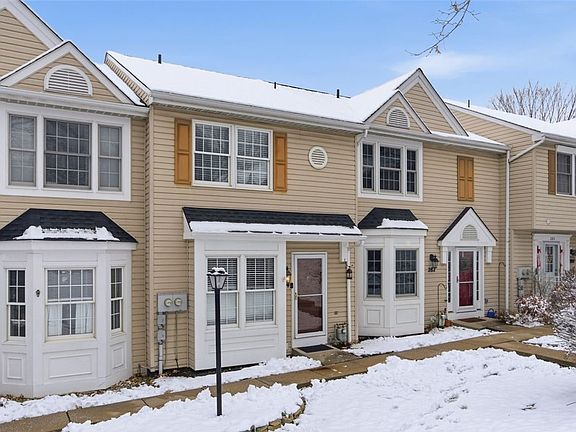 2nd image of 284 Cordial Dr