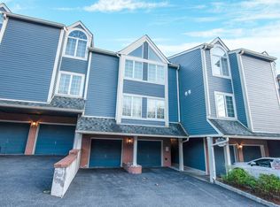 233 Cambridge Dr, Ramsey, NJ 07446