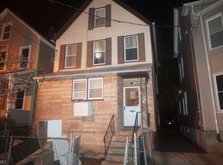 816 Rebecca Pl, Elizabeth, NJ 07201