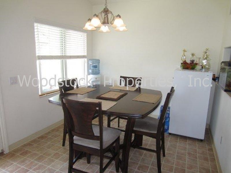 Dining area chandelier.
