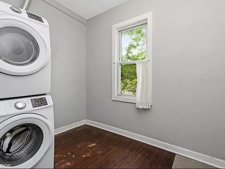 2245 N Sawyer Ave #2 — Photo 13