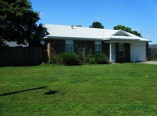 1342 Walnut Pl, Elkins, AR 72727