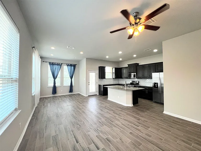 2101 Dillon Pond Ln #B — Photo 11