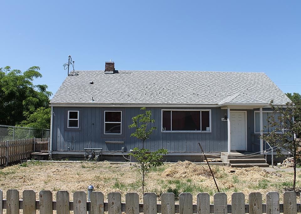 1st image of 1410 SE Broadway Ave