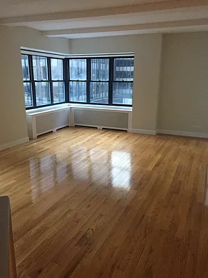Rented by Stonehenge NYC LLC | media 117