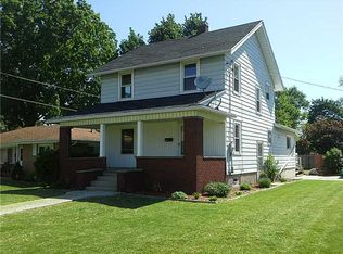 206 Grove St, Walbridge, OH 43465