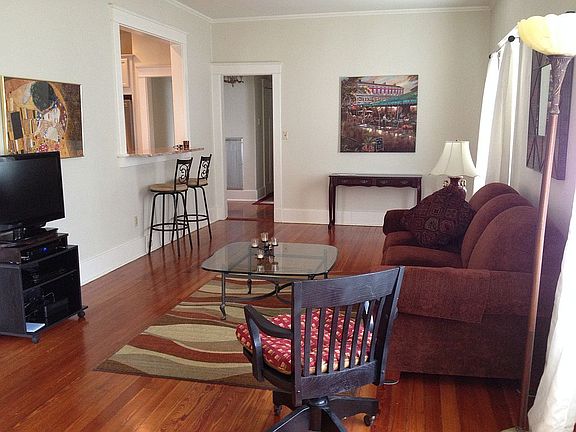2nd image of 5829 Clara St