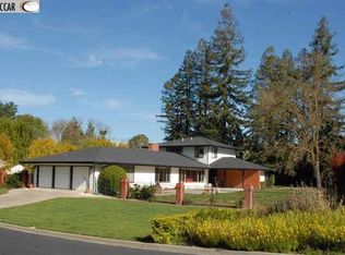 2383 Roundhill Dr, Alamo, CA 94507