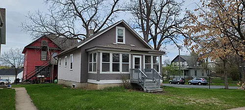 101 S 3rd St Photo 1