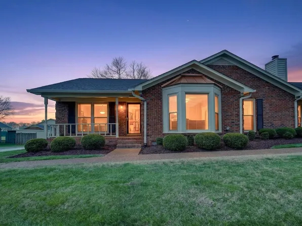 2143 River Chase Dr, Murfreesboro, TN 37128