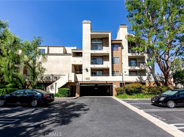 5550 Owensmouth Ave APT 120, Woodland Hills, CA 91367
