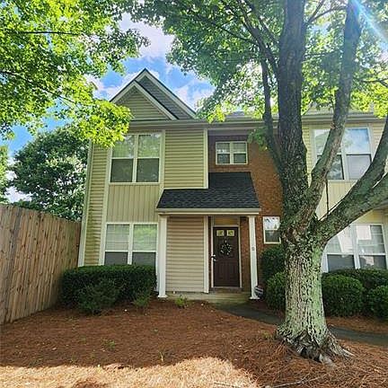 2nd image of 801 Old Peachtree Rd NW