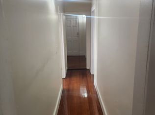 196 Bowdoin St #3R, Springfield, MA 01105