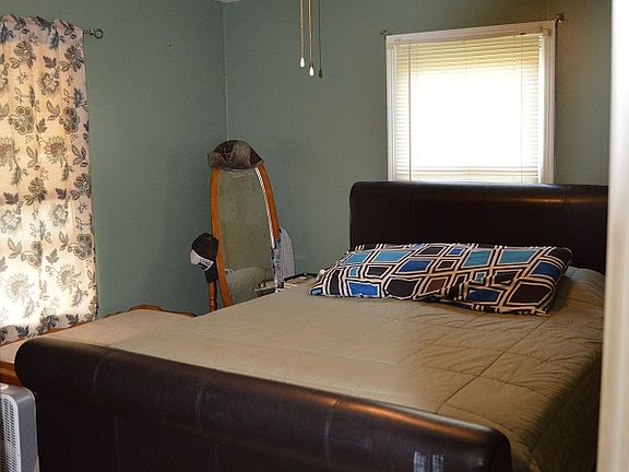 5th image of 507 W South St