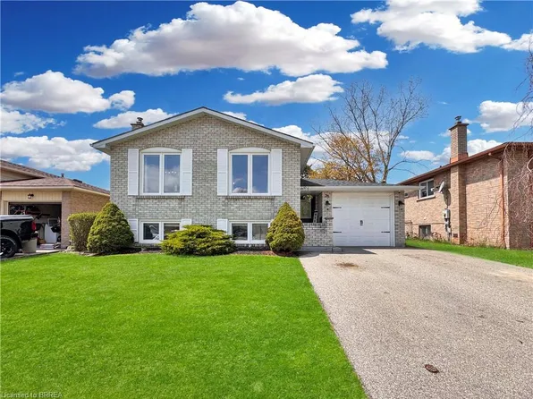 28 Dante Cres, Brantford, ON N3P 1B8