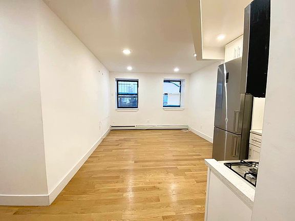 3rd image of 2041 Adam Clayton Powell Jr Blvd APT Gc