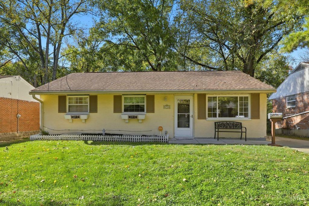 Real estate listing image