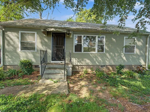 1707 E 9th St, Hopkinsville, KY 42240