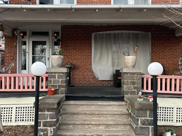 2261 E High St, Pottstown, PA 19464