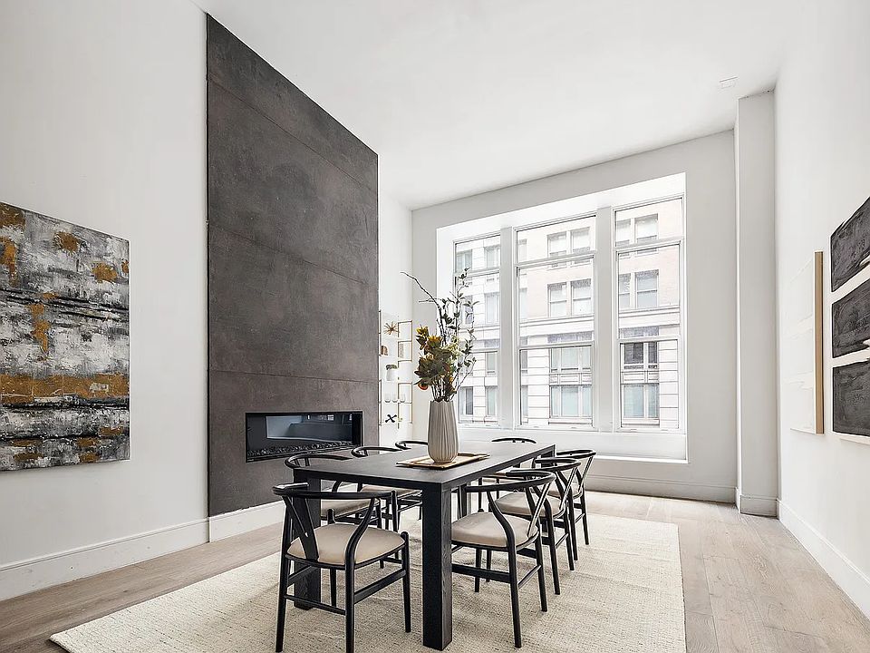 1st image of 34 W 21st St