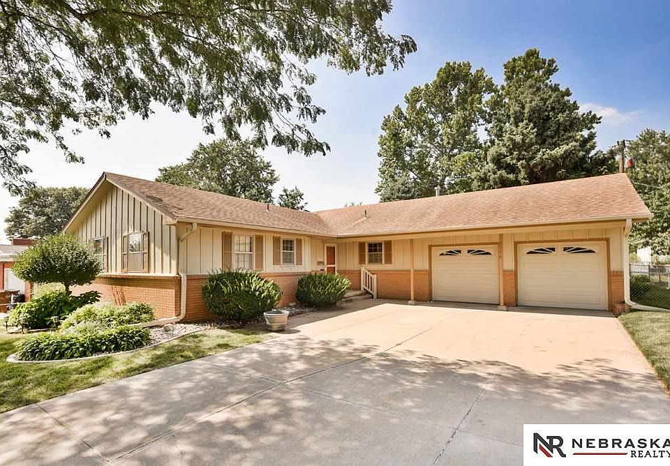 1st image of 9706 Linden Ave