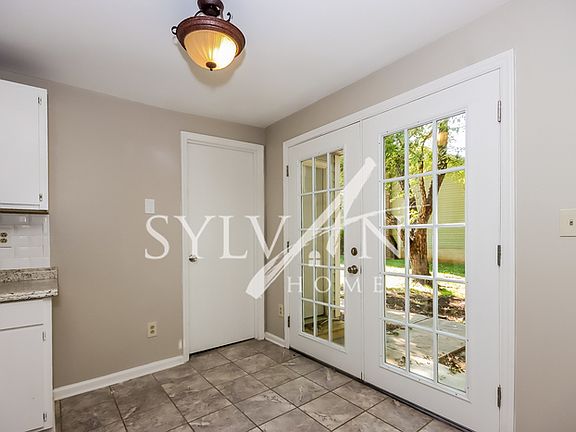 5th image of 6029 Misty Way Ln