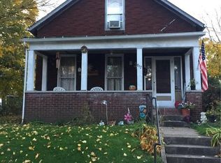 857 Chestnut St, Coshocton, OH 43812