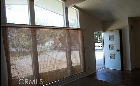 3 bed, 1300 sqft, $3,375 — Photo 2