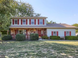 685 Sand Spur Dr, Etters, PA 17319