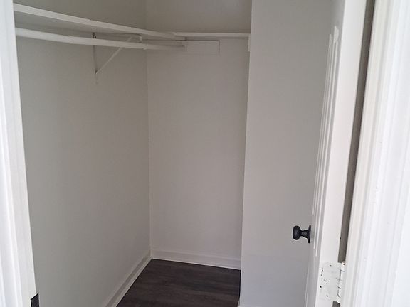 5th image of 347 Cotton Ave #1