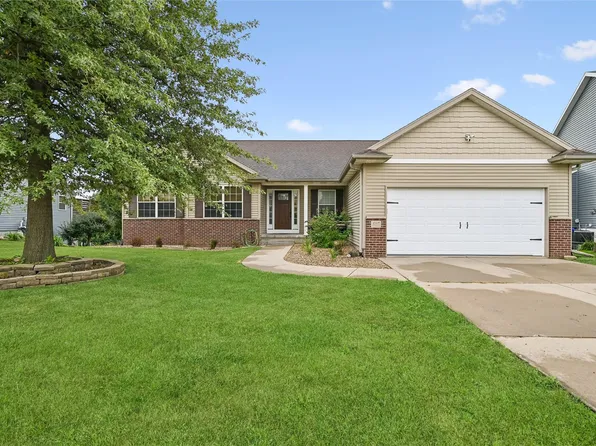 507 Limerock Dr NW, Cedar Rapids, IA 52405