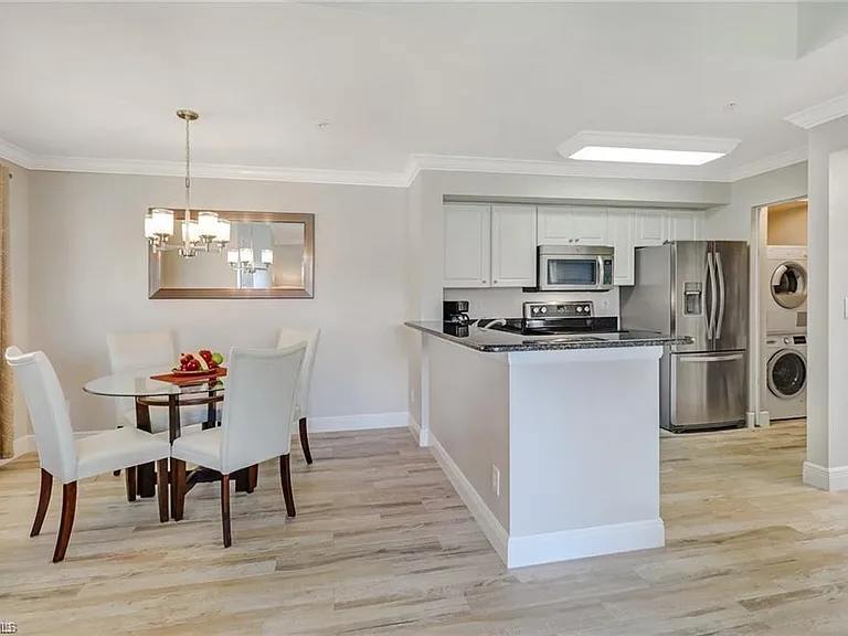 1265 Wildwood Lakes Blvd #208 — Photo 5
