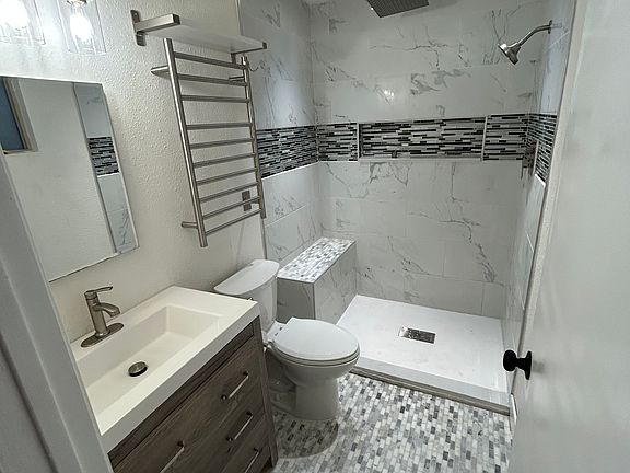 2nd image of 2708 S Flint Cir