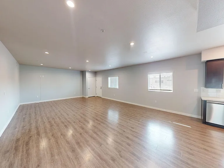 The Curson — Photo 16