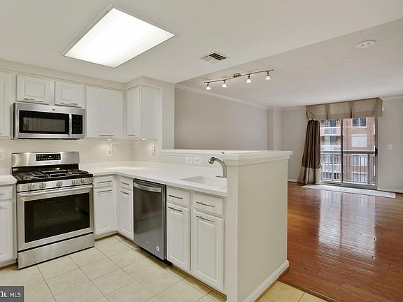 2nd image of 3835 9th St #605W