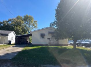 726 S Chestnut St, Litchfield, IL 62056