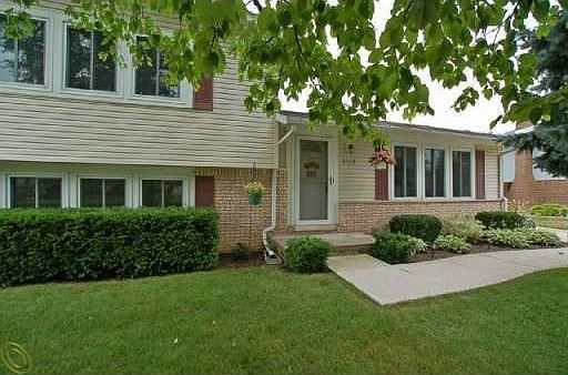 1st image of 4119 Ironside Dr