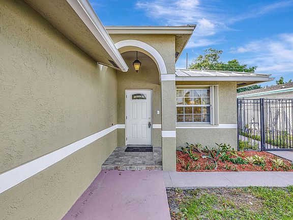 4th image of 2490 NW 4th Court